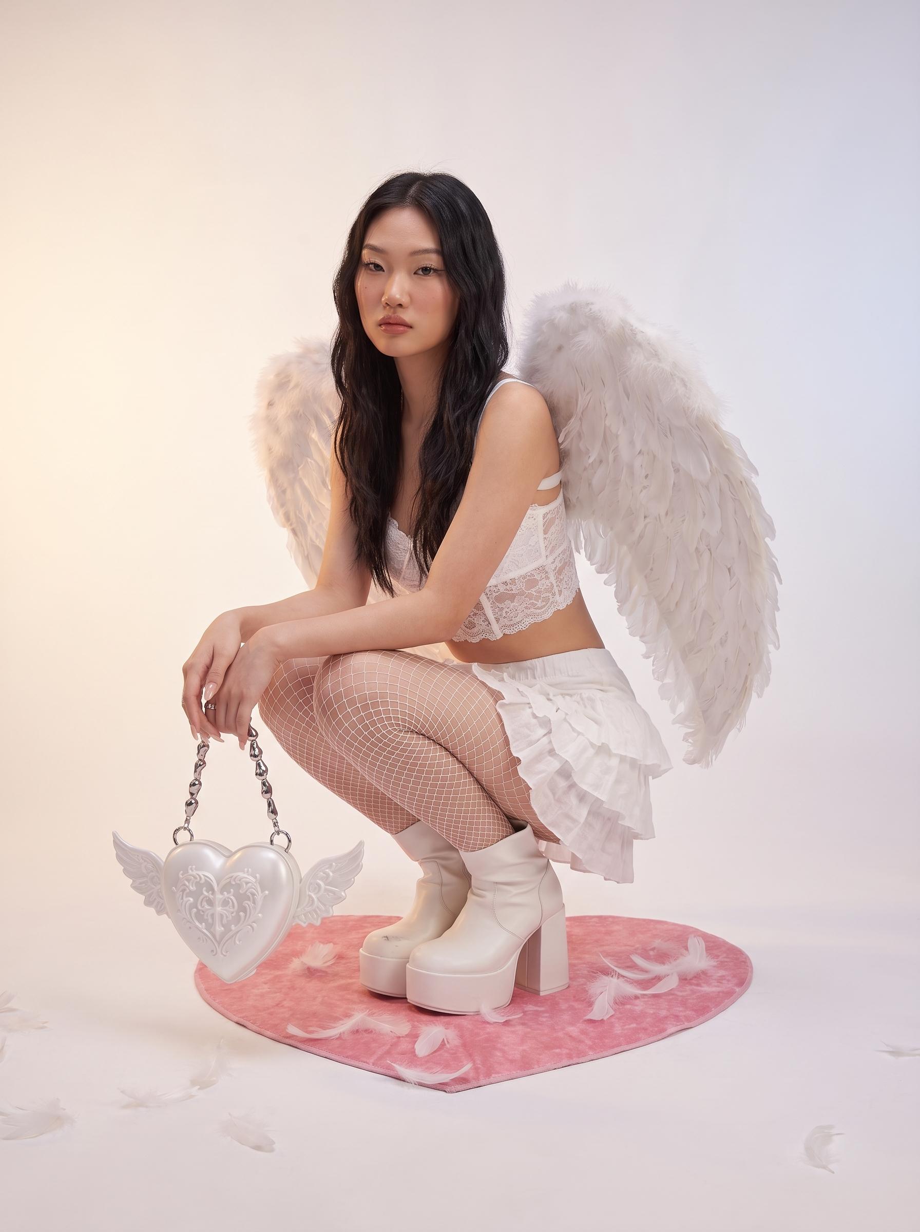 The Angel — photo 2 of 4