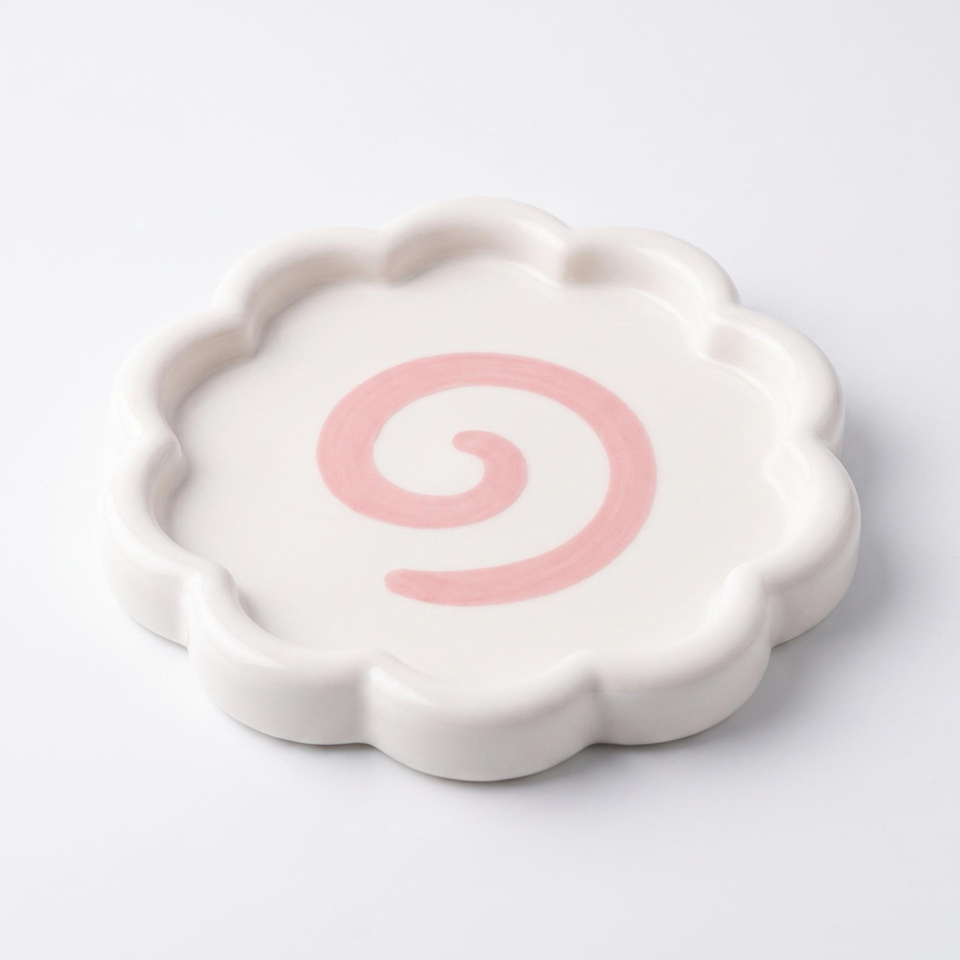 Scalloped Jewelry Dish & Ring Holder